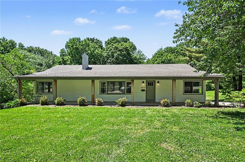 613 E Red Road, Independence, MO 64055