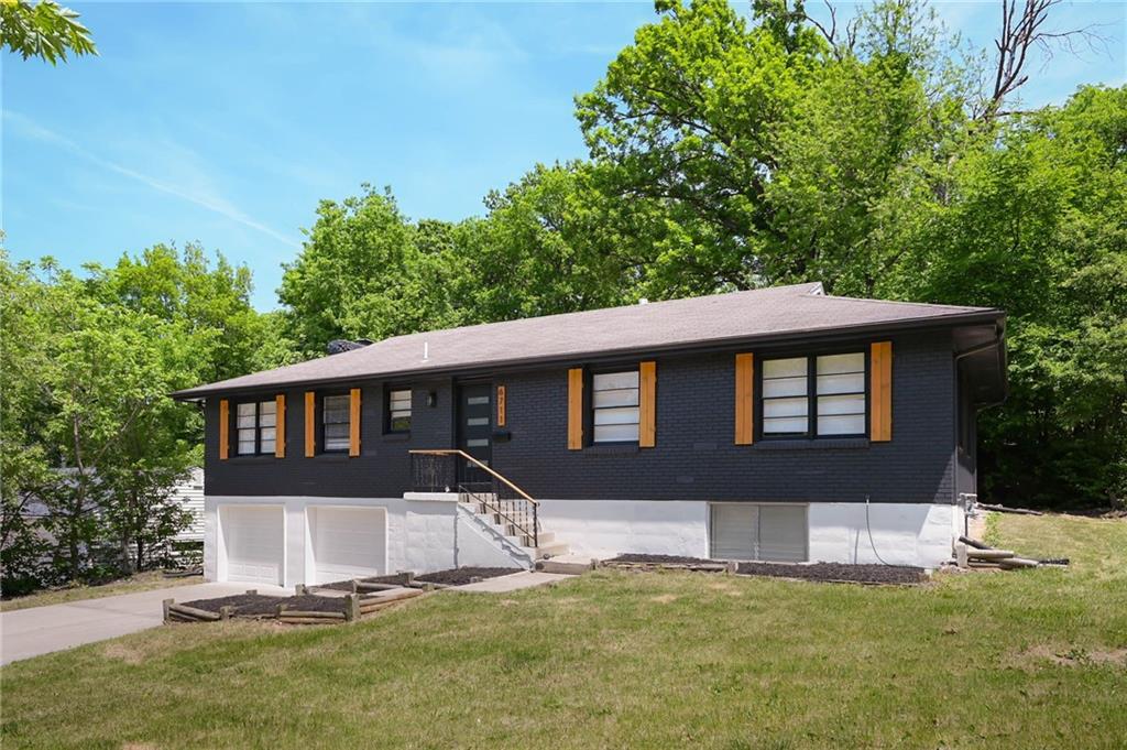 6711 N Broadway Street, Kansas City, MO 64118