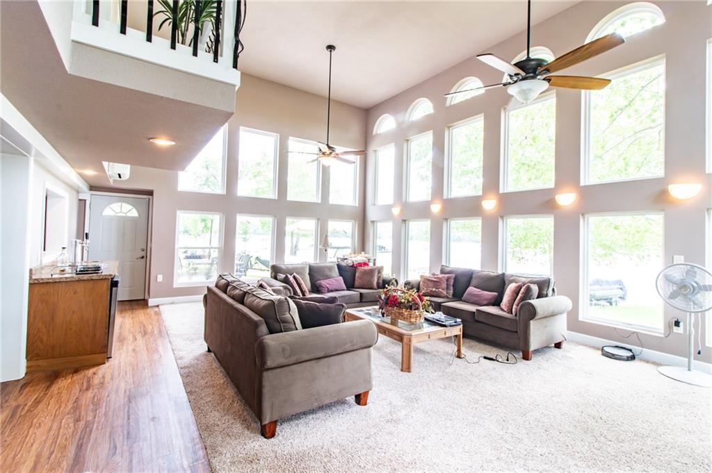 33096 Canopy Lane, Lincoln, MO 65338