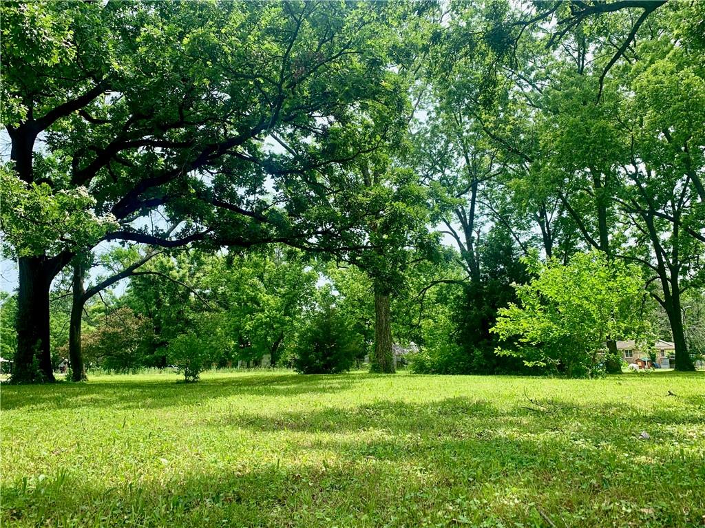 610 E 7th Street, Pleasanton, KS 66075