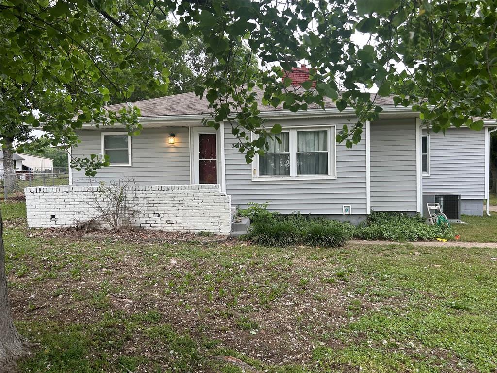 2404 Morgan Street, Coffeyville, KS 67337