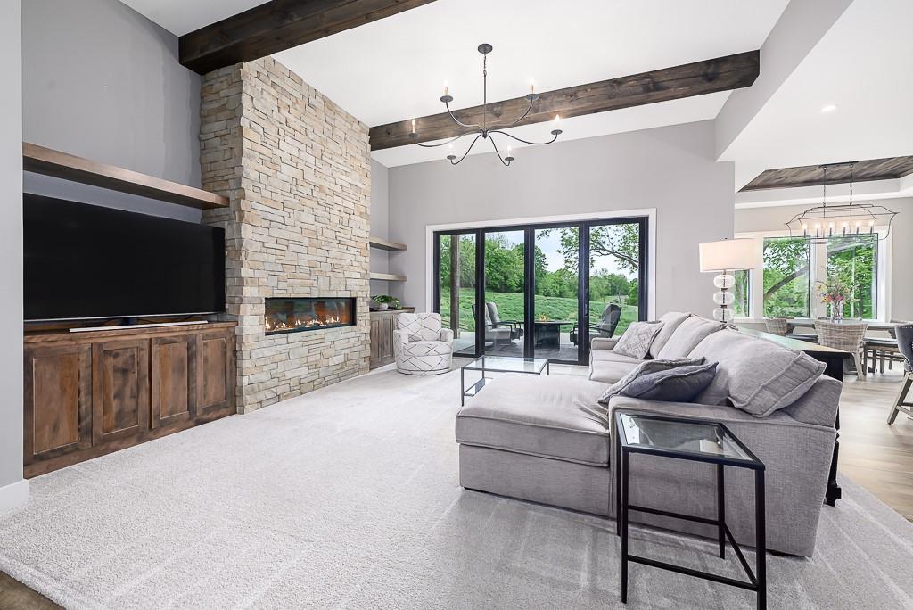 10000 Hollingsworth Road, Kansas City, KS 66109
