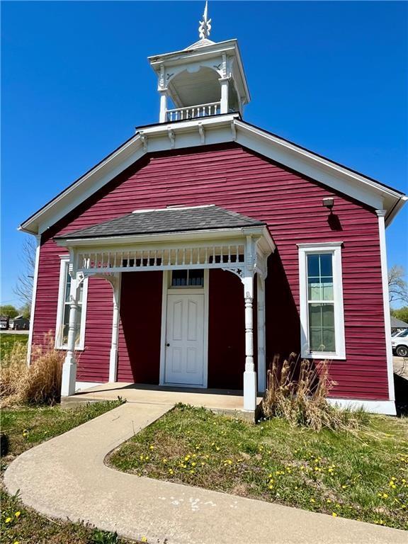 210 Roseport Road, Elwood, KS 66024