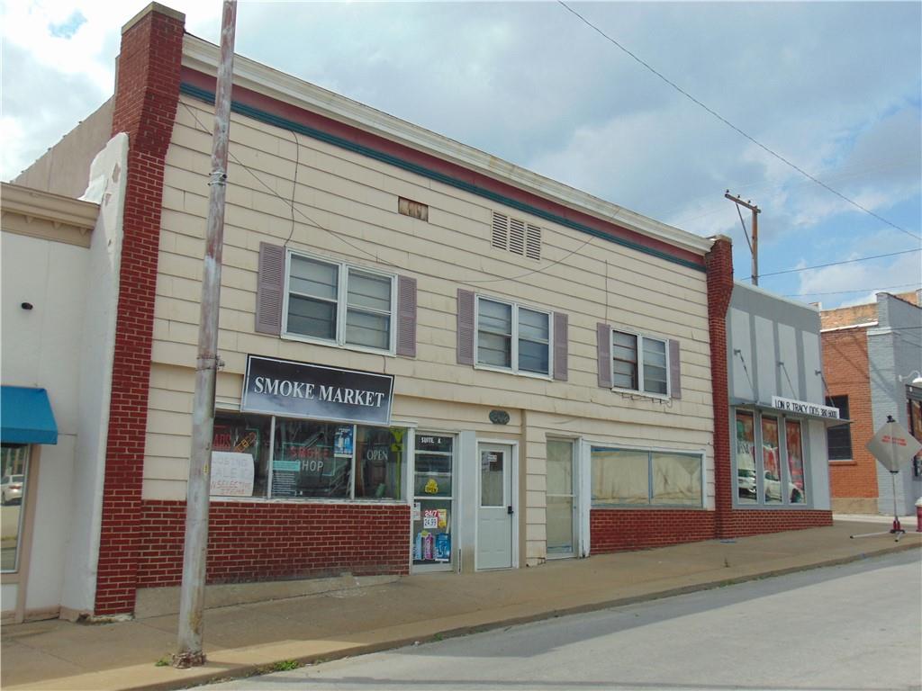 302 S Independence Street, Harrisonville, MO 64701