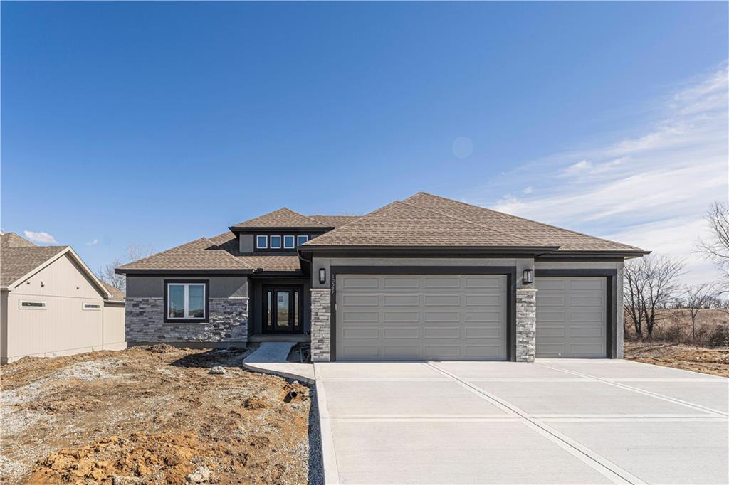 2433 W 177th Street, Overland Park, KS 66085