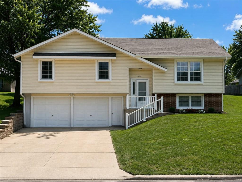 614 W Torrance Street, Maryville, MO 64468