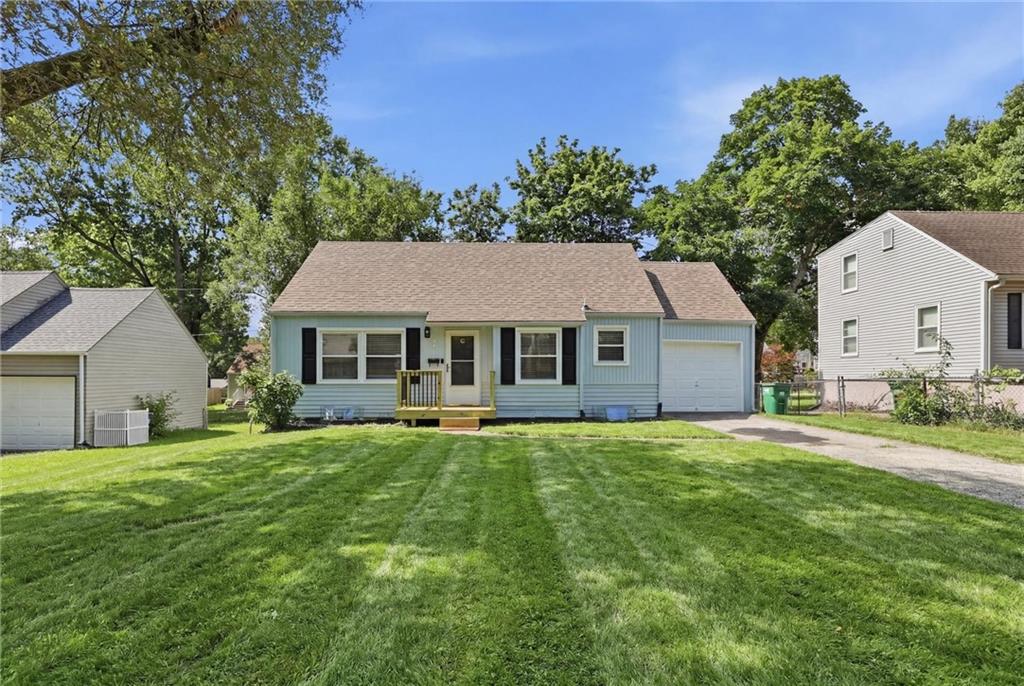 5311 W 50th Terrace, Roeland Park, KS 66205