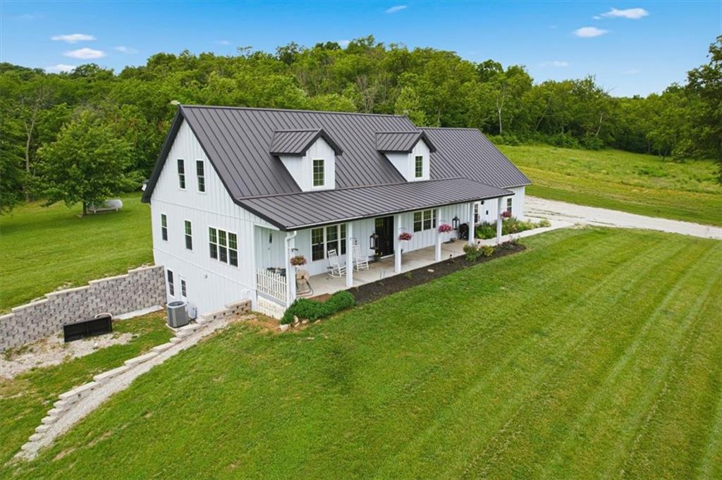 19180 B Highway, Richmond, MO 64085