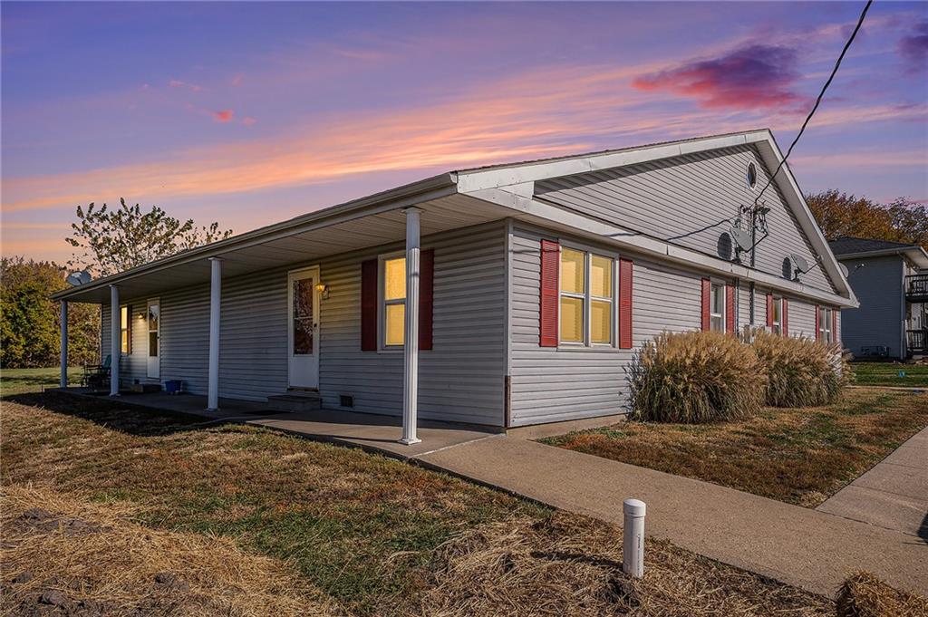 1100 Colonial Drive, Lathrop, MO 64465
