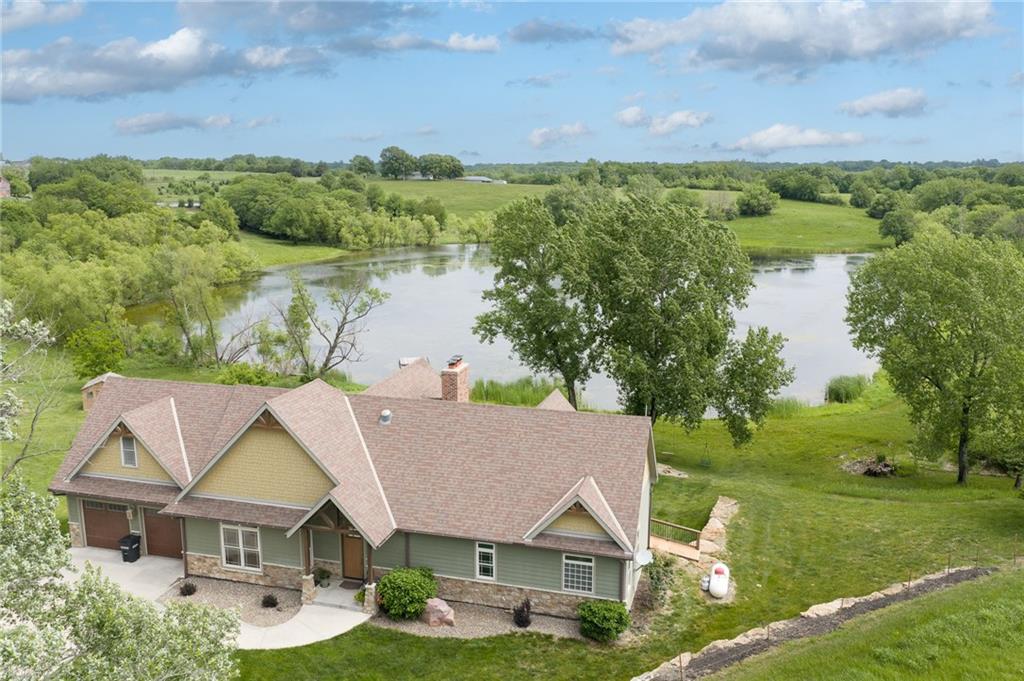 27362 187th Street, Leavenworth, KS 66048