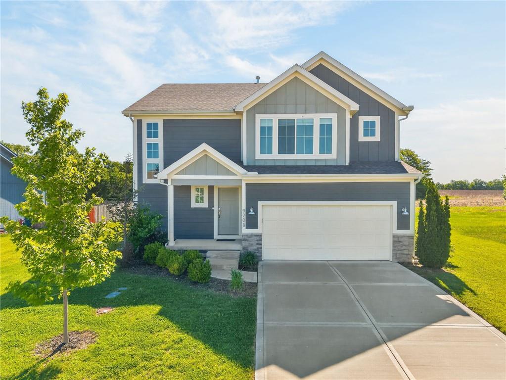 9208 SE 2nd Street, Blue Springs, MO 64064