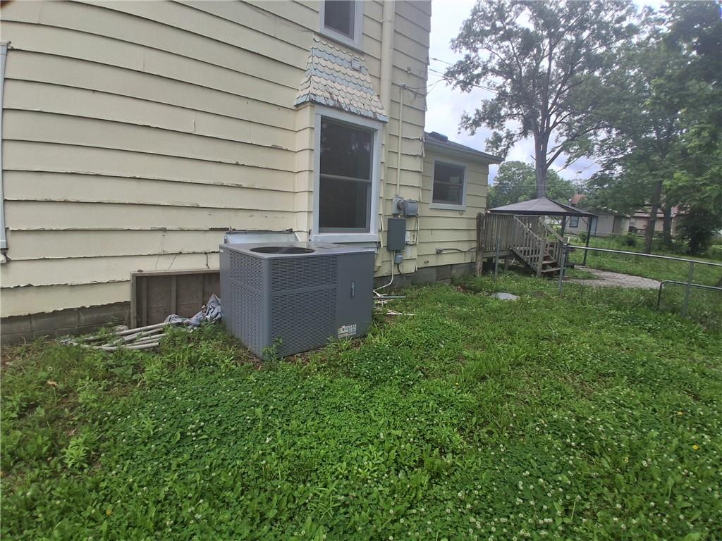 515 S Cottonwood Street, Iola, KS 66749