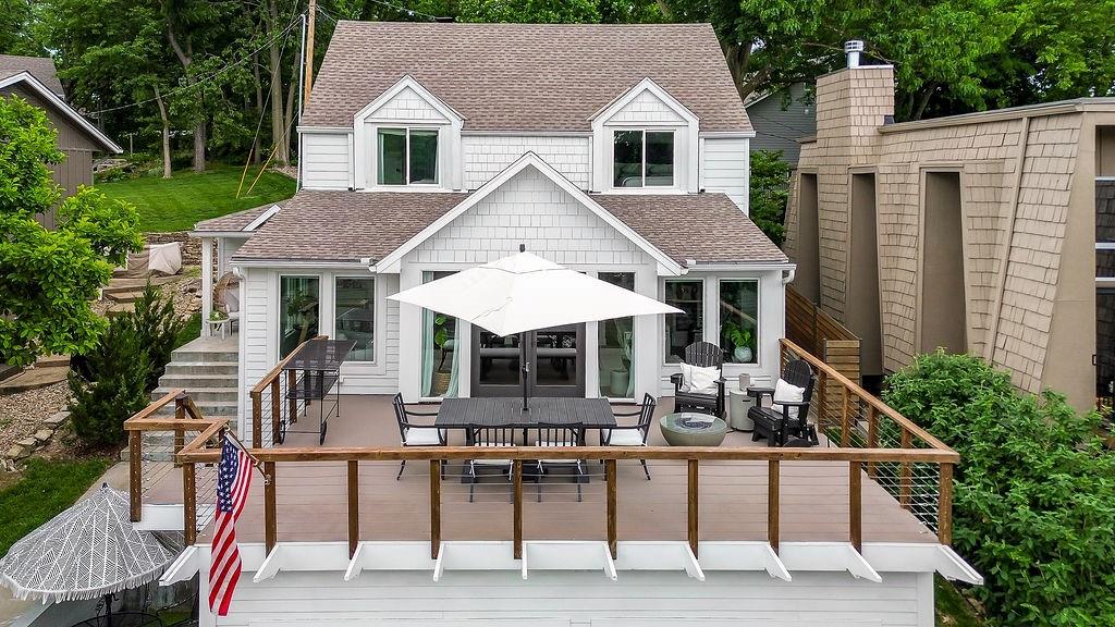 252 Apache Trail, Lake Quivira, KS 66217