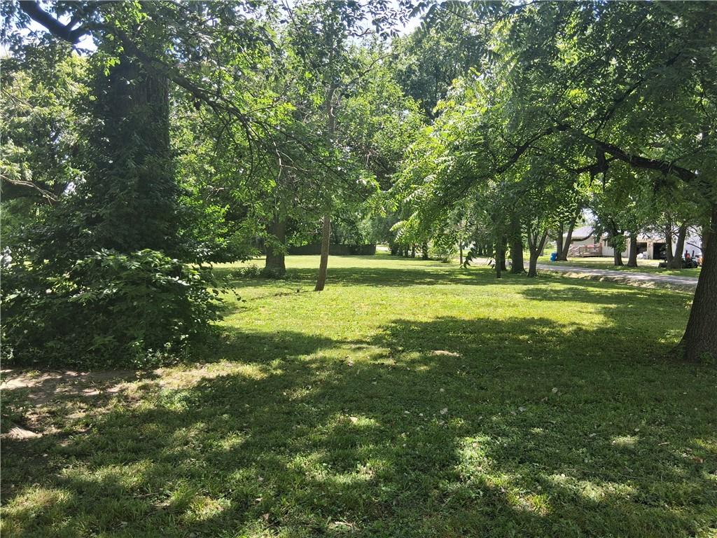 307 S Jefferson Avenue, LaHarpe, KS 66751