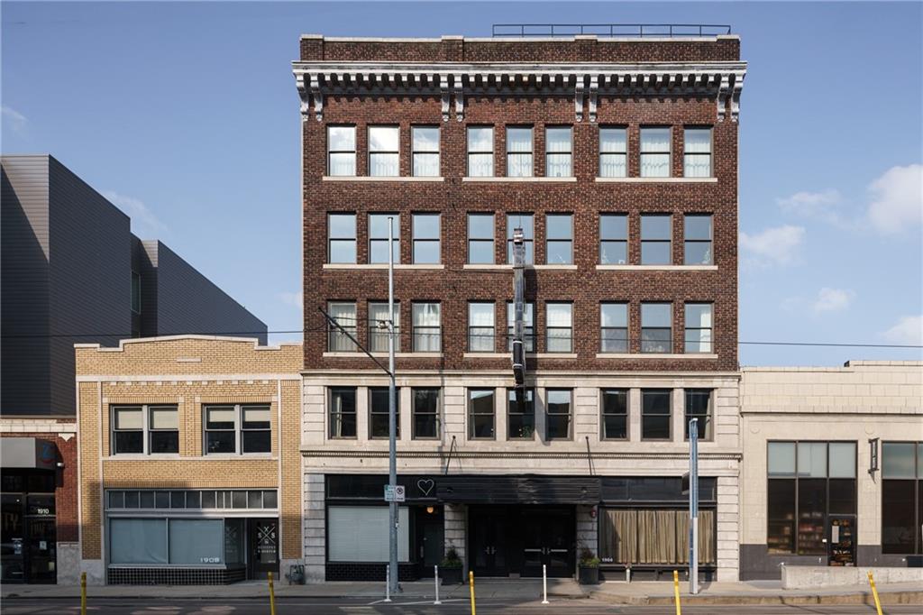 1904 Main Street, Kansas City, MO 64108