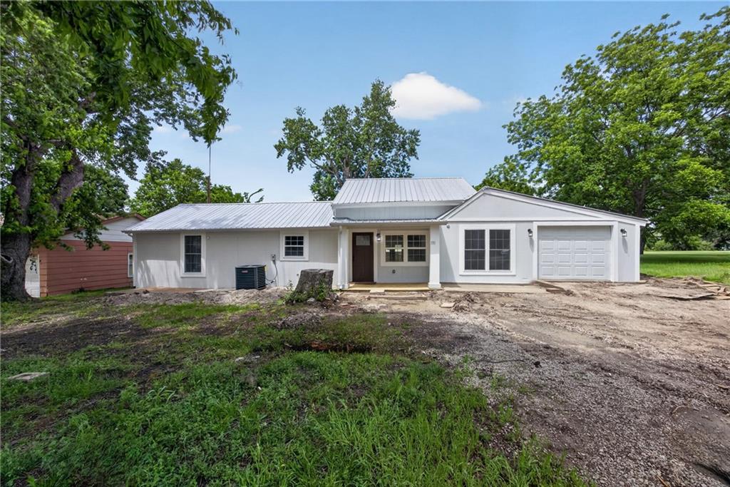 1711 E 1st Street, Fort Scott, KS 66701