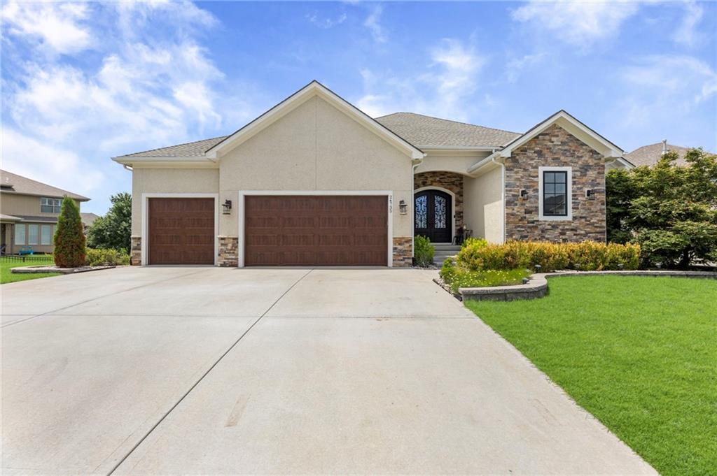 24735 W 91st Place, Lenexa, KS 66227