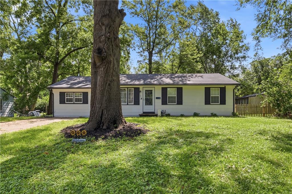 10515 Palmer Avenue, Kansas City, MO 64134