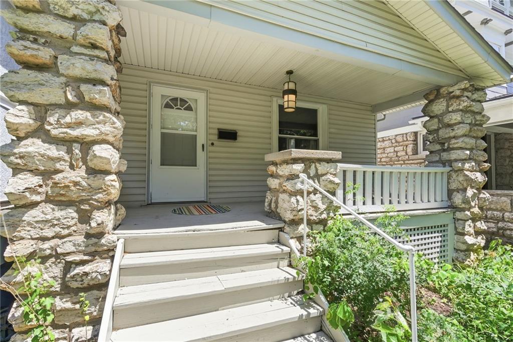 4215 Kenwood Avenue, Kansas City, MO 64110