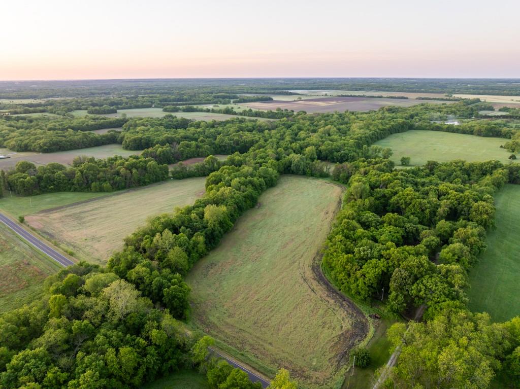 40801 E Route B Road, Creighton, MO 64739