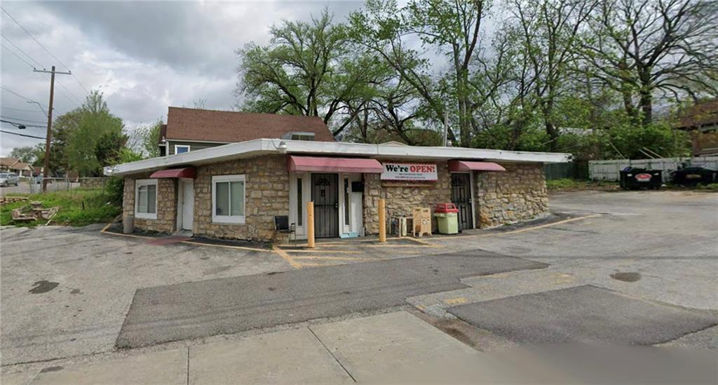 4200 E 35th Street, Kansas City, MO 64128