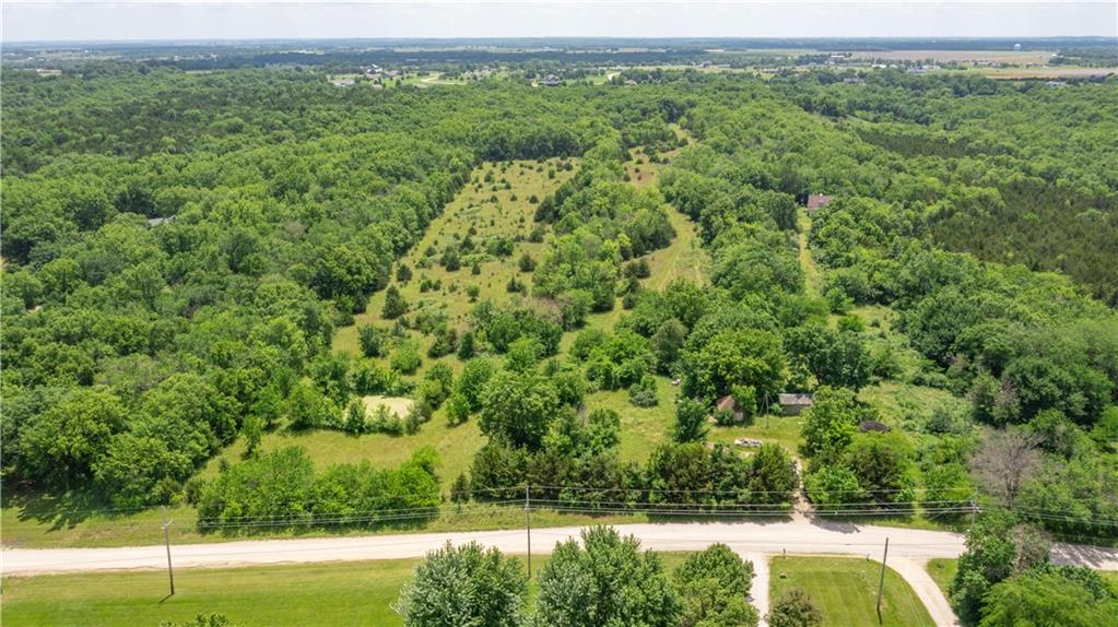1986 Rock Creek Road, Ottawa, KS 66067