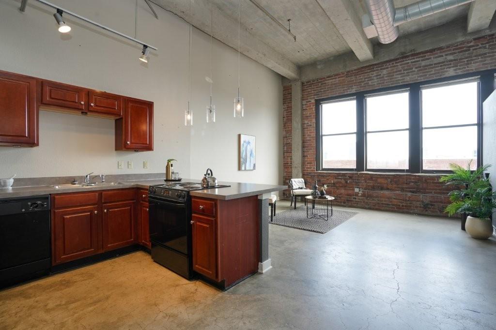 1535 Walnut Street, Kansas City, MO 64108
