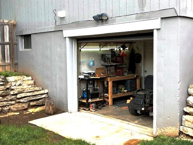 4301 NW Cortland Drive, Blue Springs, MO 64015