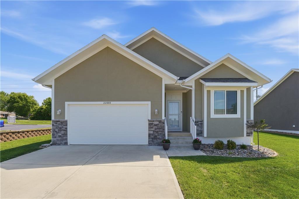 22503 Vincent Street, Peculiar, MO 64078