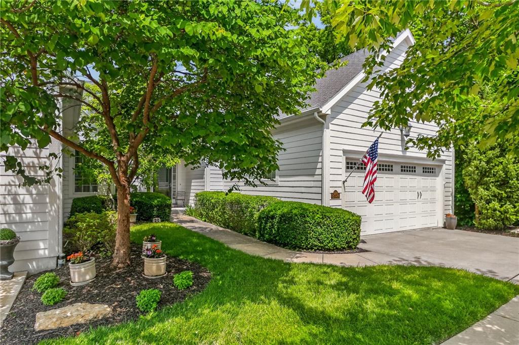 9657 Lime Stone Road, Parkville, MO 64152