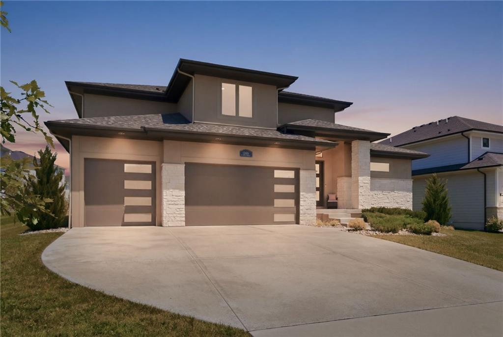 12406 W 170th Terrace, Overland Park, KS 66221