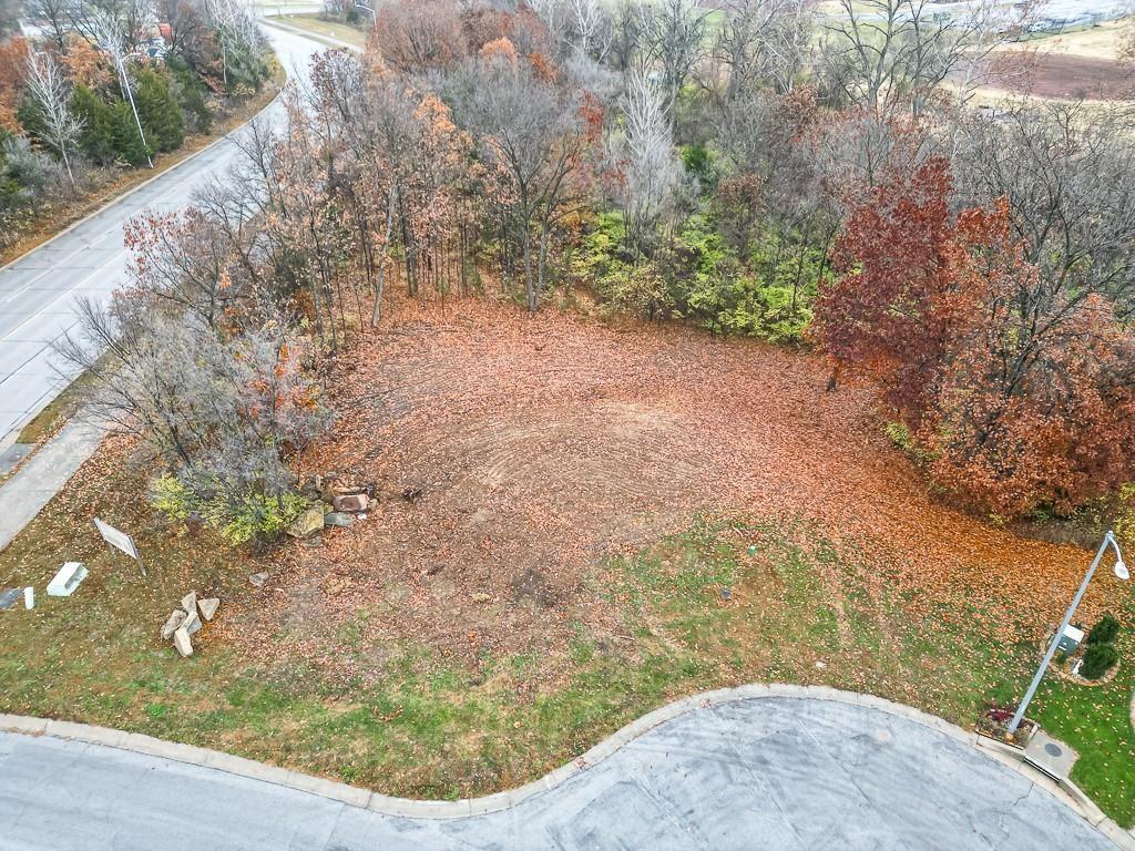 1942 Edgewood Drive, Leavenworth, KS 66048