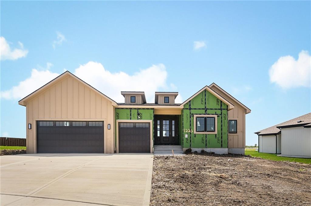 1223 Larkspur Place, Raymore, MO 64083