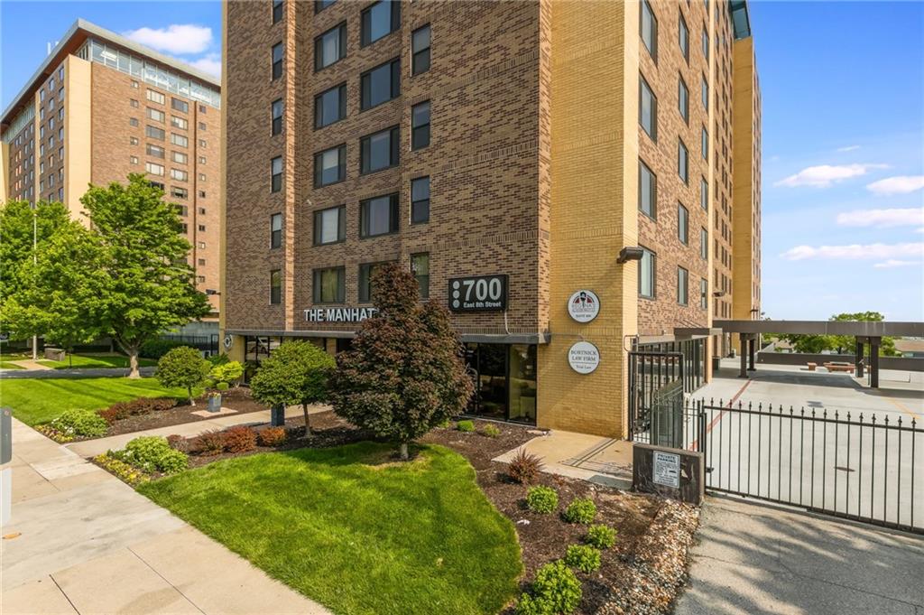 700 E 8TH Street, Kansas City, MO 64106