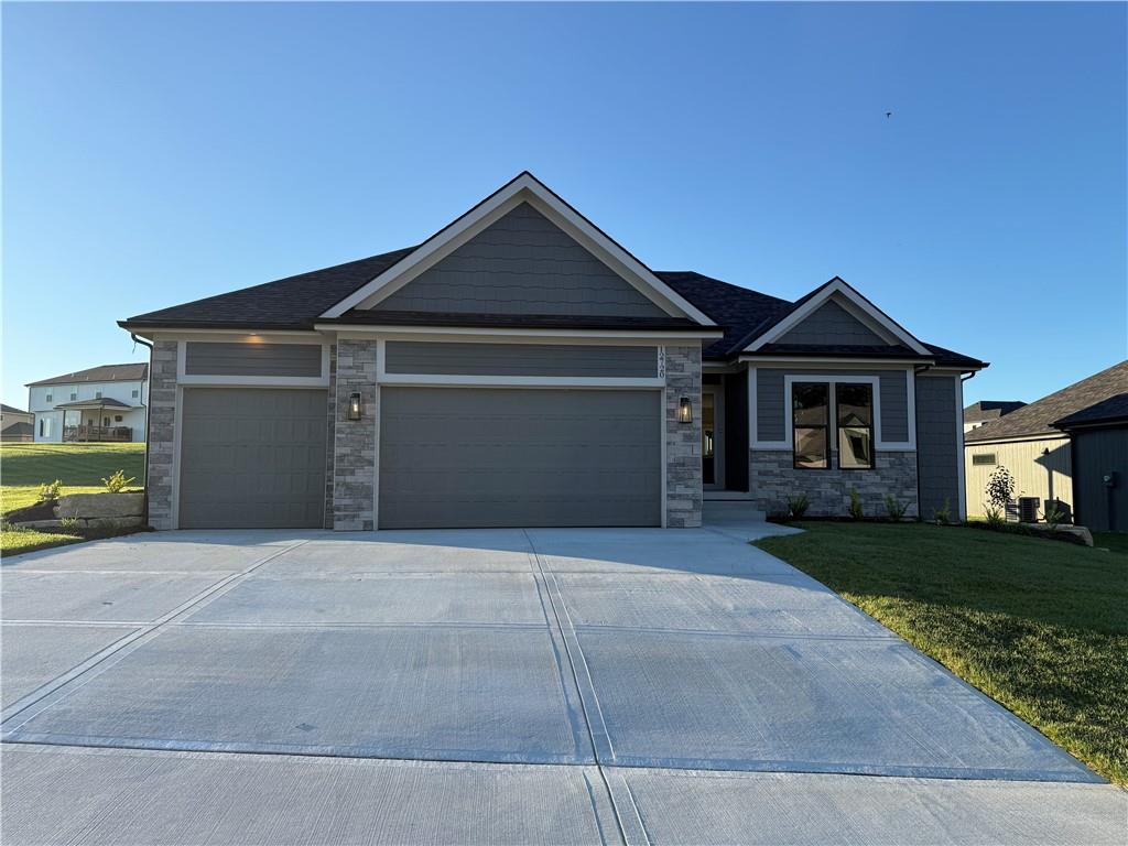 12720 NW Larkspur Lane, Platte City, MO 64079