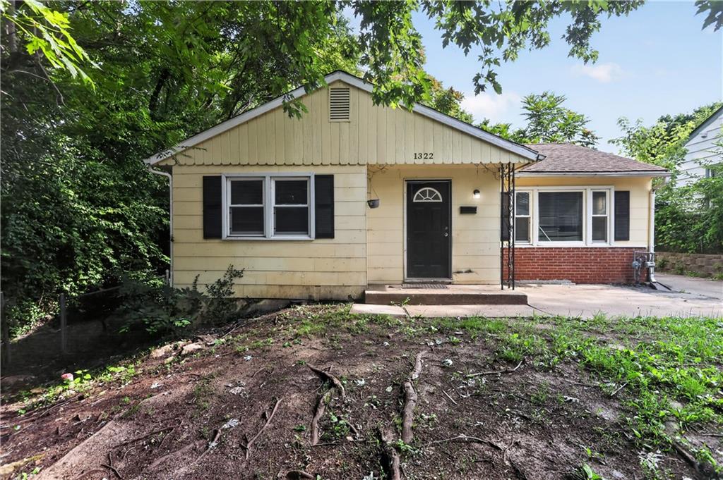 1322 E 82nd Street, Kansas City, MO 64131