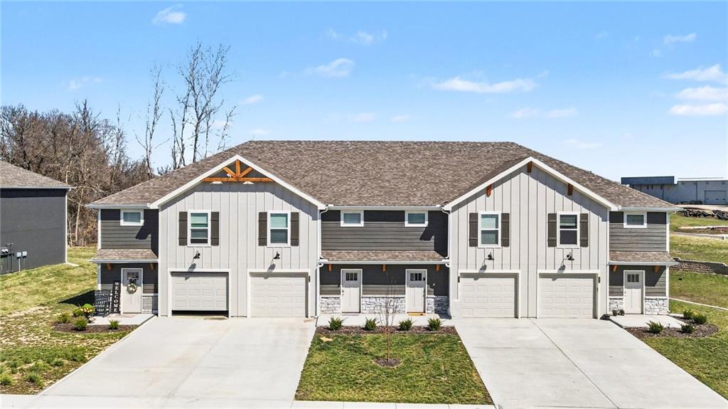 504 Pine Drive, Odessa, MO 64076