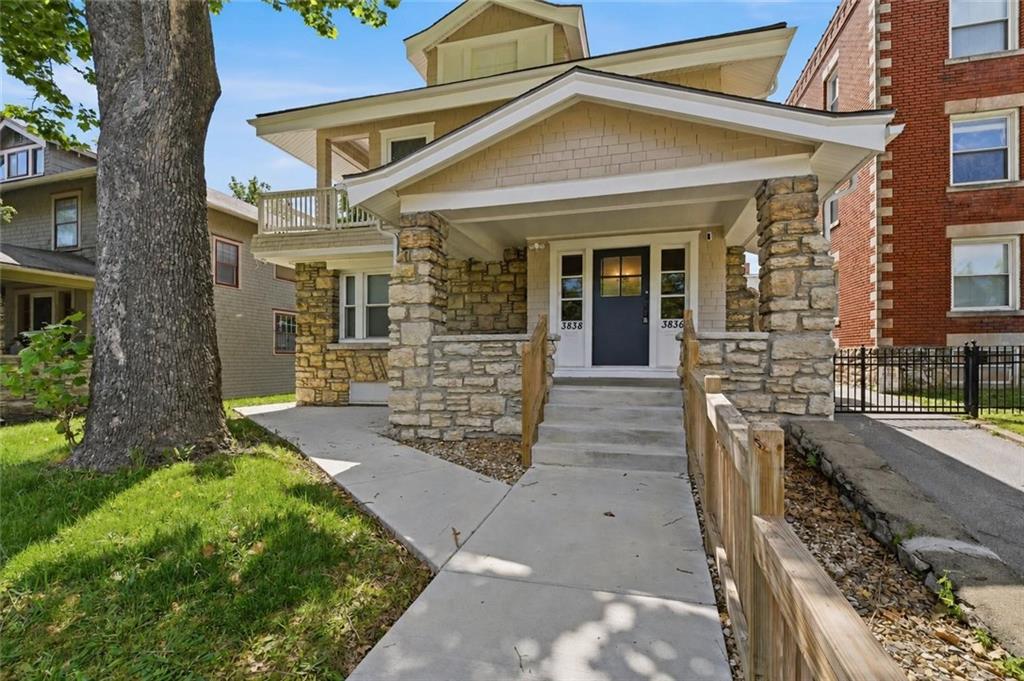 3836 Wyandotte Street, Kansas City, MO 64111
