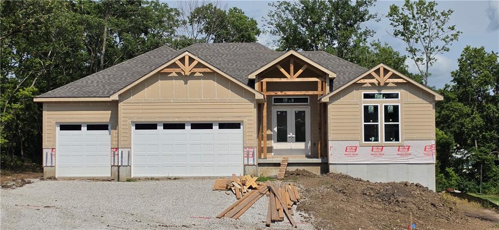 1503 Stonewall Drive, Oak Grove, MO 64075