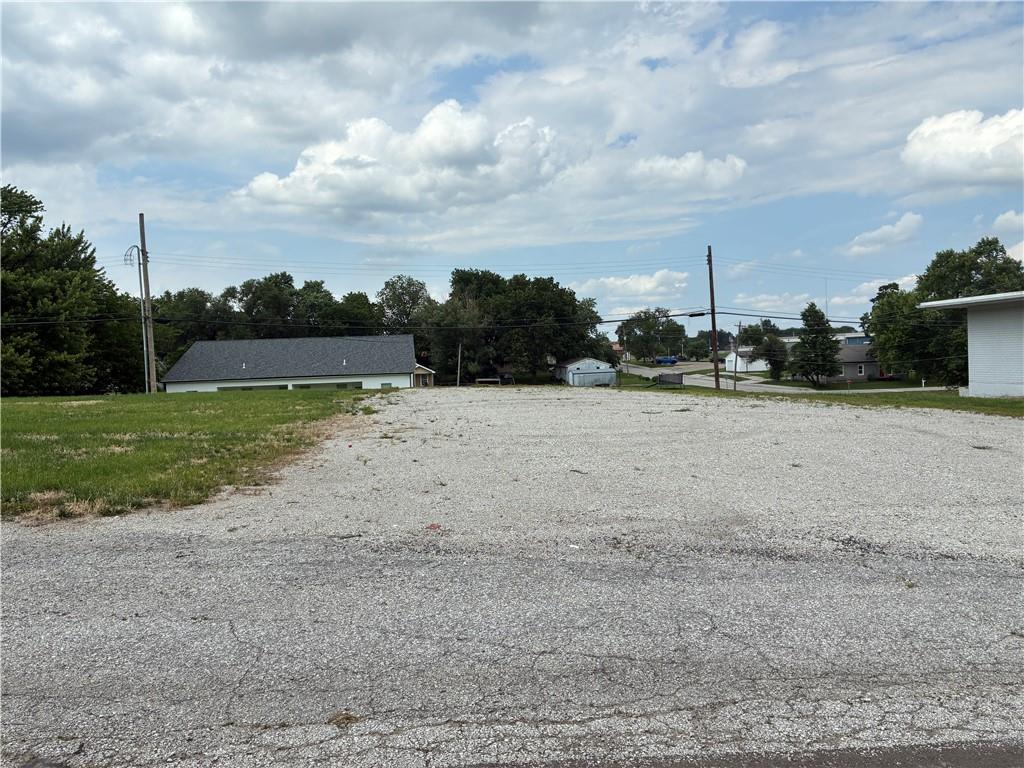 345 E 4th Street, Lawson, MO 64062