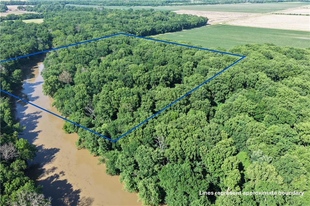 1300 Road Road, Fredonia, KS 66736