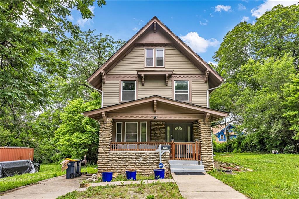 4024 Montgall Avenue, Kansas City, MO 64130