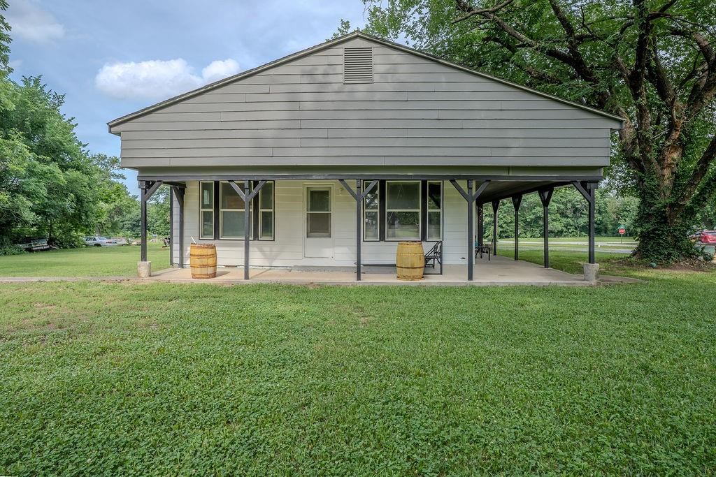 203 E Sycamore Street, Weir, KS 66781