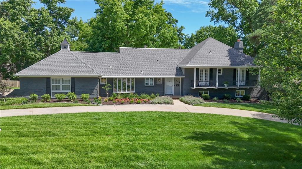 2444 W 103rd Street, Leawood, KS 66206