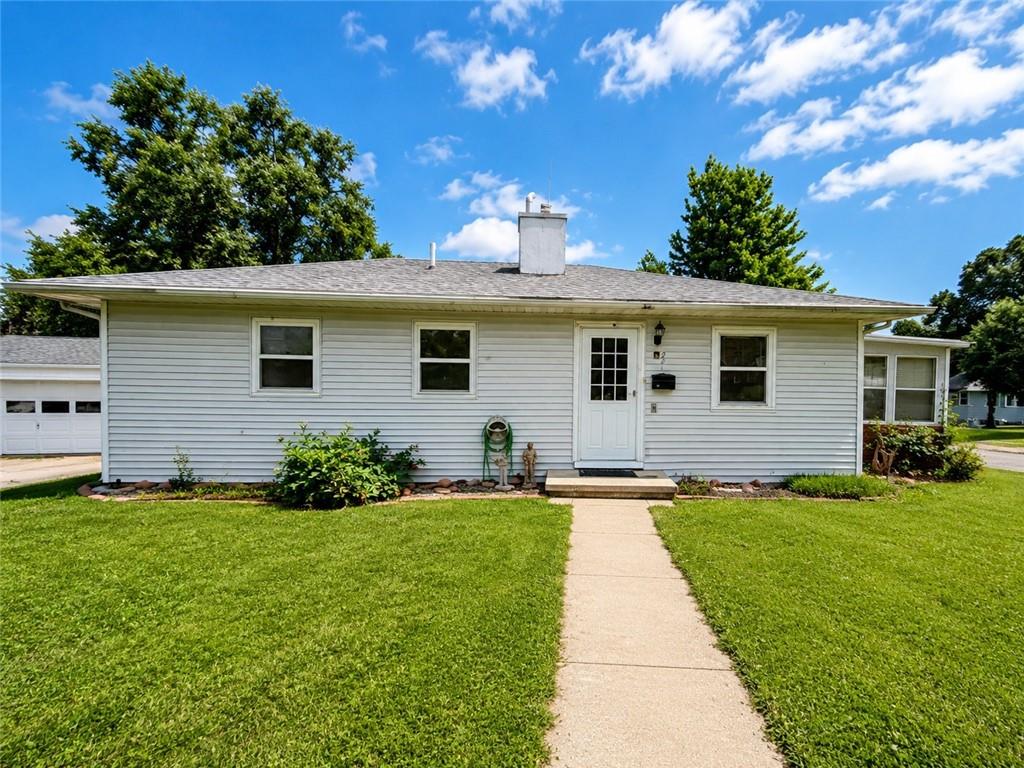 221 S Frederick Avenue, Maryville, MO 64468