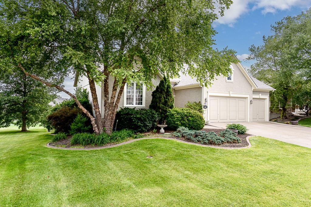 14101 Wingfoot Court, Basehor, KS 66007