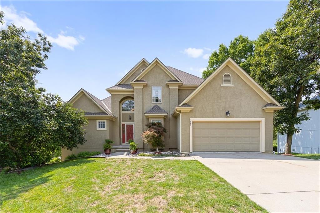 1829 SW Twincreek Place, Blue Springs, MO 64015