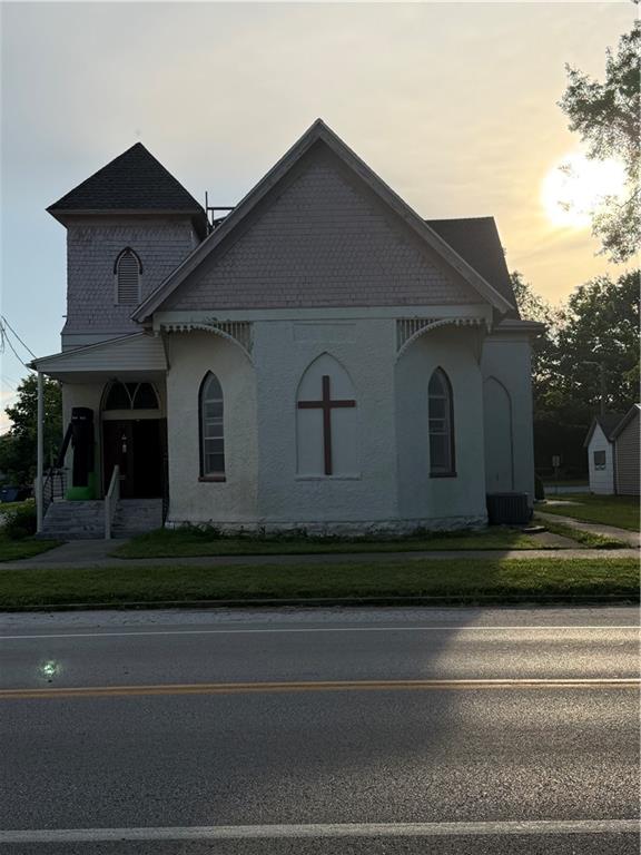 220 N MAIN Street, El Dorado Springs, MO 64744