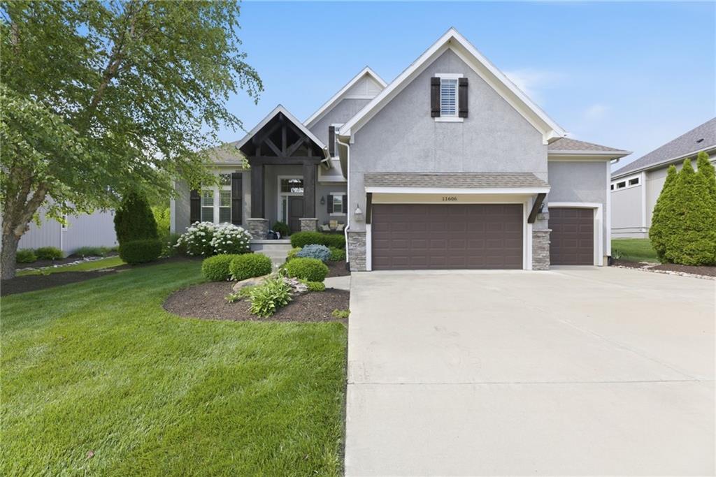 11606 W 157th Terrace, Overland Park, KS 66221