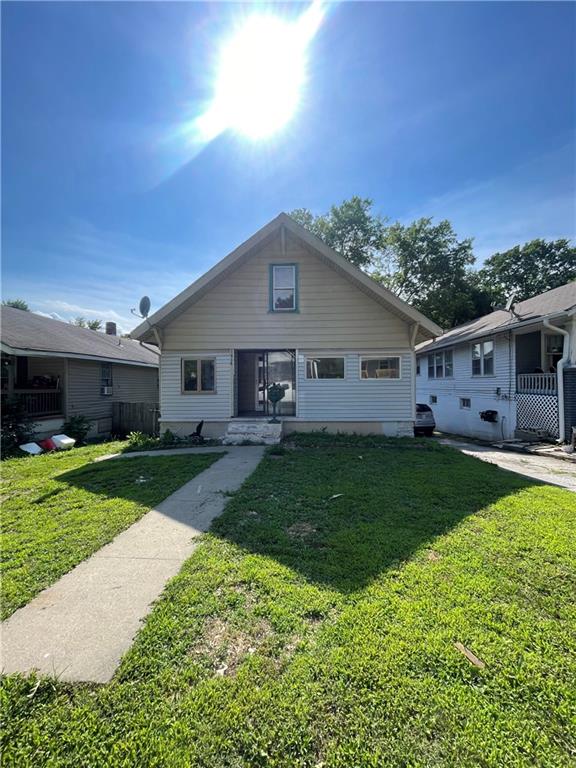 1818 S Overton Avenue, Independence, MO 64052